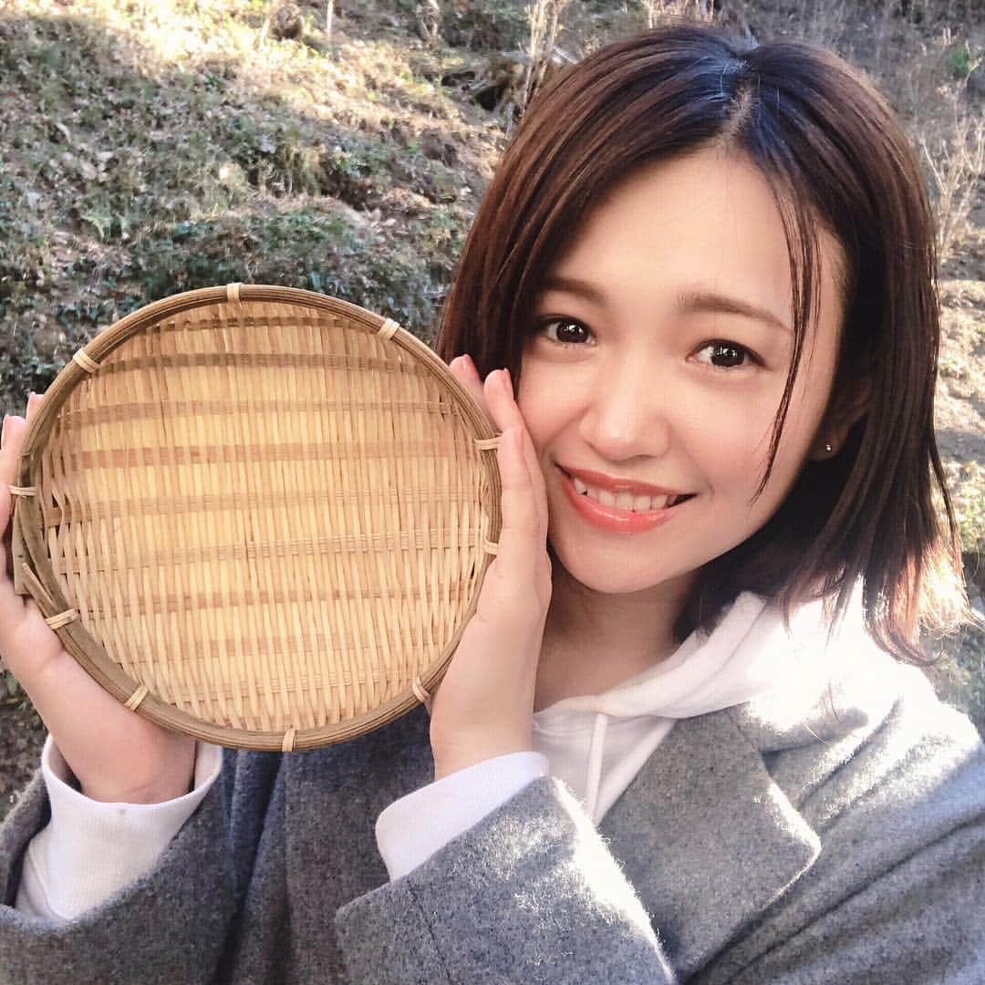 志村理佳のインスタグラム：「しっかり洗ってきたわ🙋‍♀️笑 . . . #鎌倉#銭洗弁天#2019#💰」