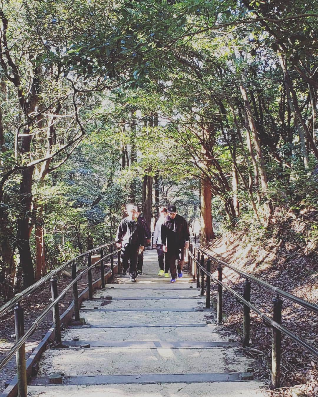 香月一也のインスタグラム：「今日は山登り！」