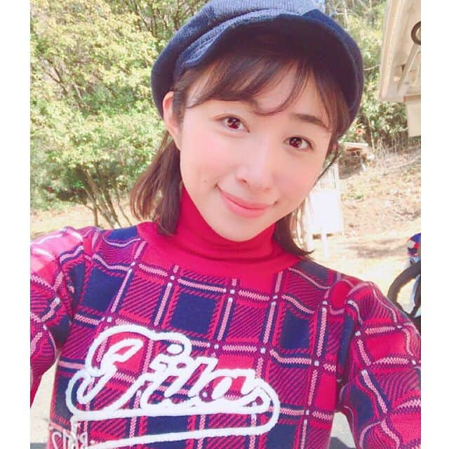 森木美和さんのインスタグラム写真 - (森木美和Instagram)「2019年初打ち🏌️‍♀️行ってきました😆⛳️✨ 相変わらずショットが安定せず😅 今回も100切りならず、、、低迷中😭😭 でも新年初のバーディーget❤️❤️何事も焦らず地道に頑張ります☺️✨ #快晴#☀️#楽しい#ゴルフ#ゴルフ女子#golfgirl#ゴルフ好き#golf#love#enjoygolf#ゴルフウェア#filagolf #followme」1月3日 22時39分 - miwamoriki