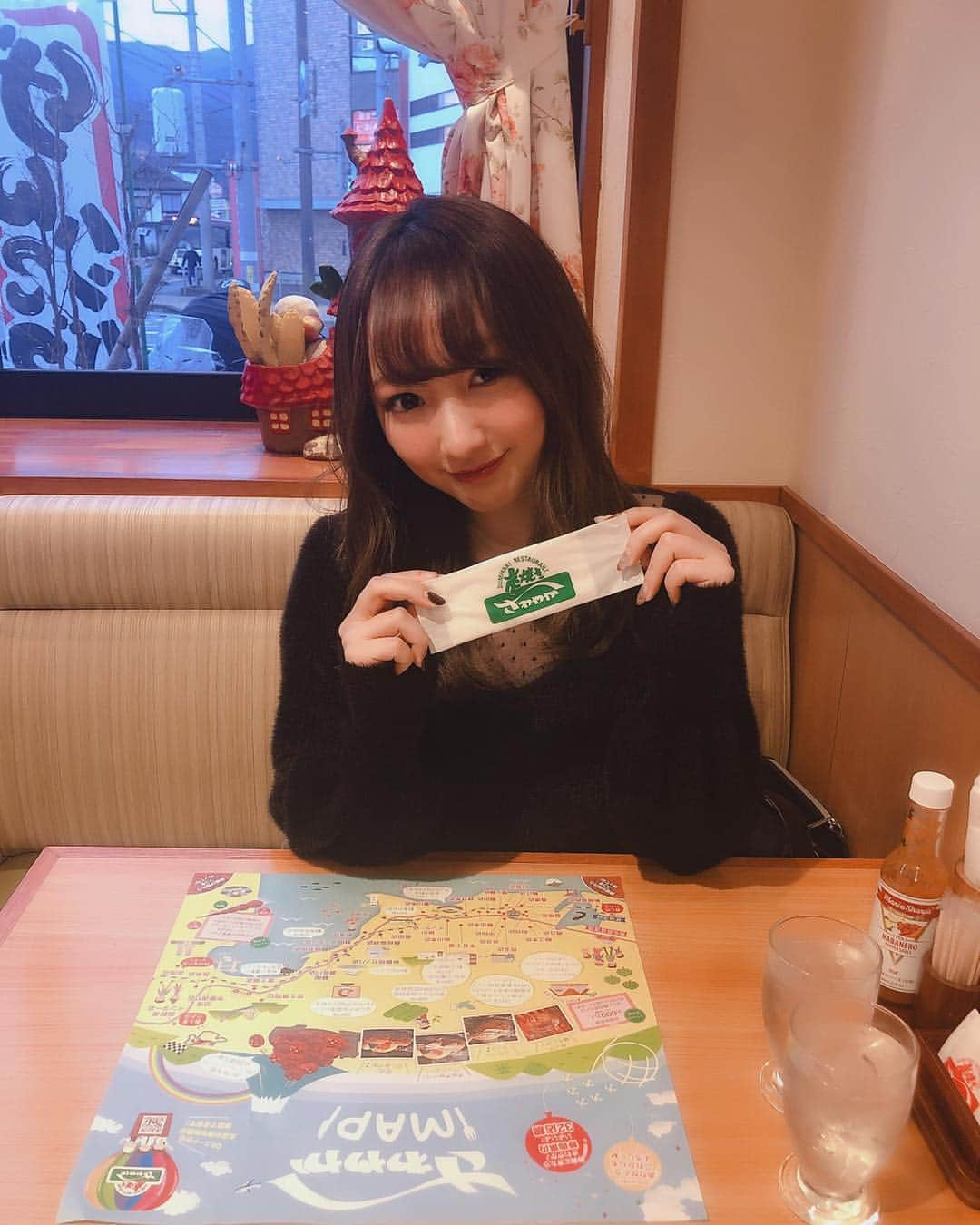 愛森ちえさんのインスタグラム写真 - (愛森ちえInstagram)「* 念願だったさわやかのハンバーグを 食べに行ってきました！！！ * 3時間待ちましたが 美味しすぎて幸せでした🤤💗 * #前田千恵 #ミス桜美林 #ミスコン #ミスキャン #ミスオブミス #mom #missofmiss #さわやか #さわやかハンバーグ #静岡 #御殿場 #彼女とデートなうに使っていいよ #彼女感 #instagood #instafood #instalike #followme #f4f #l4l」1月3日 23時36分 - elsy__chie