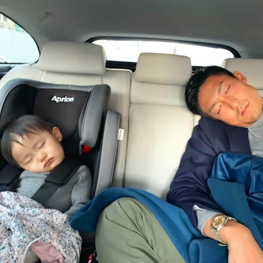 都倉賢のインスタグラム：「💤」