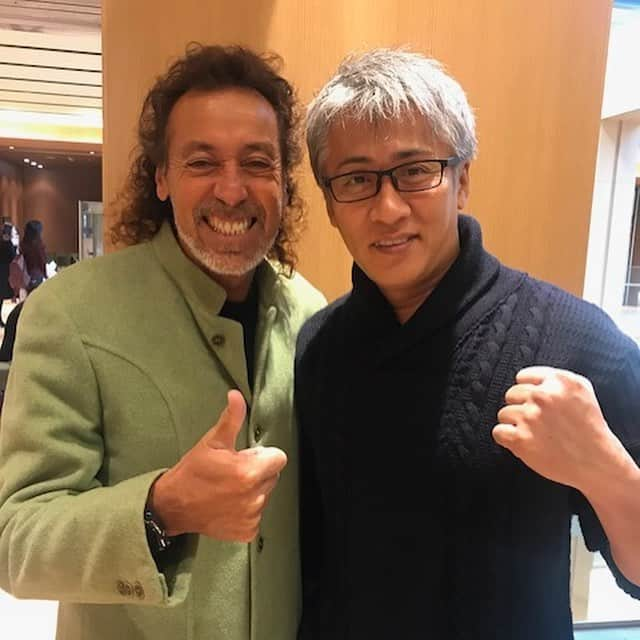 ラモス瑠偉さんのインスタグラム写真 - (ラモス瑠偉Instagram)「皆さんあけましておめでとうとございます！皆さまにとって素敵な一年になりますよう心からお祈り申し上げます。 年明け早々僕は素敵な2人に久しぶりにお会いしました！恵さんは相変わらずとても気さくでカッコイイ人でした👍✨木村一八さん本当に久しぶりだった！会えて嬉しかったです！！ #ラモス瑠偉 #カリオカ #恵俊彰 さん #木村一八 さん #60代現役 #RuyRamos #Carioca」1月4日 14時00分 - ruyramos10official