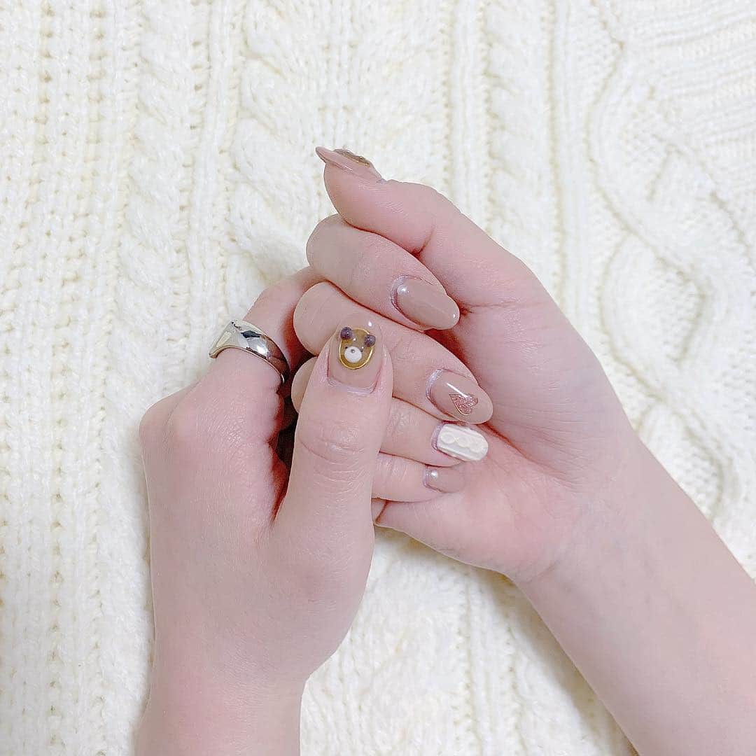 向井地美音さんのインスタグラム写真 - (向井地美音Instagram)「* 親指でくま育ててます🐻 #nails #handnail」1月4日 19時58分 - ___mion.m