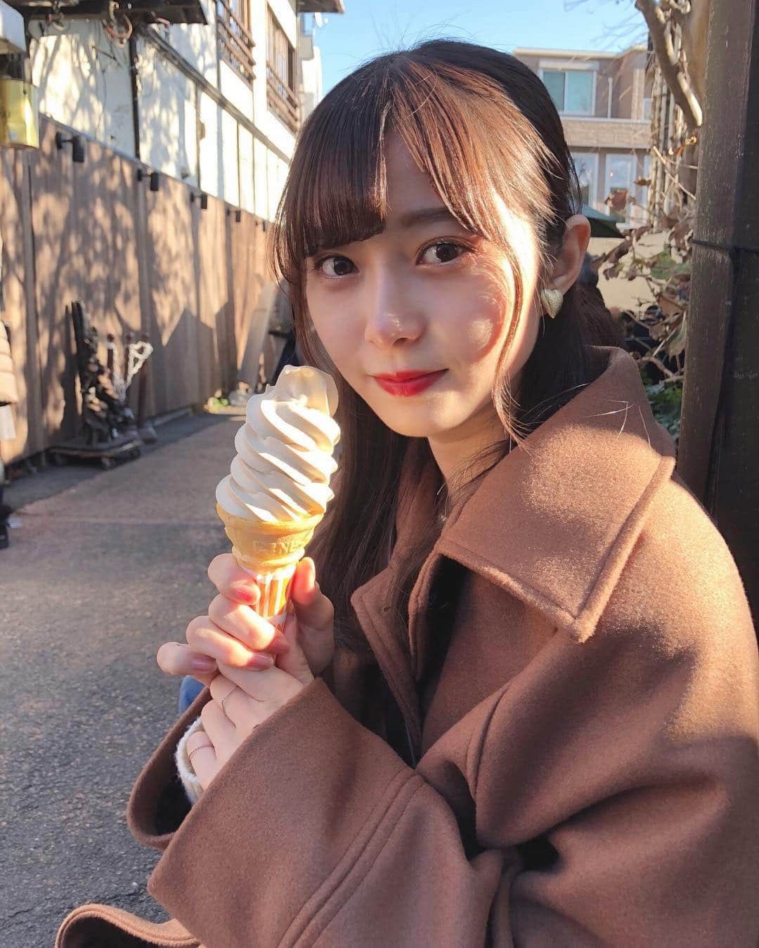 松川星さんのインスタグラム写真 - (松川星Instagram)「寒いけどモカソフト‪🍦‬」1月4日 22時48分 - akarin__rin