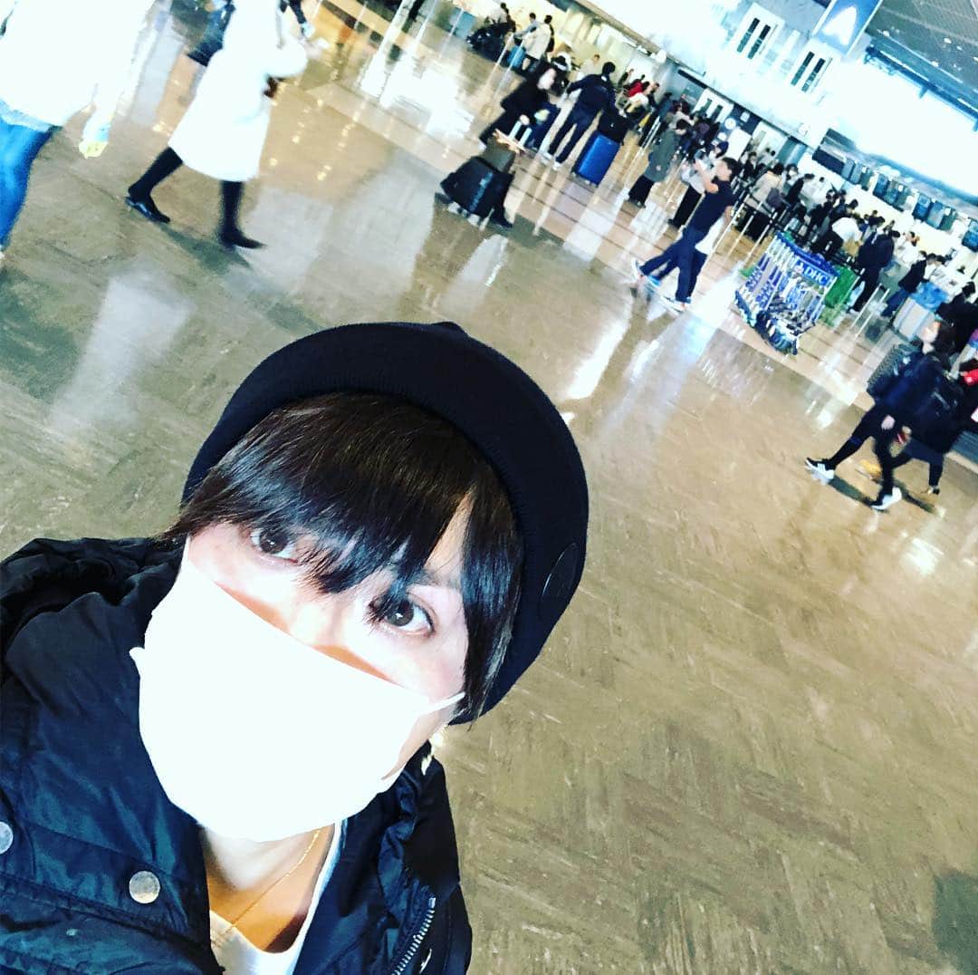 山本裕典さんのインスタグラム写真 - (山本裕典Instagram)「#海外逃亡 #成田空港」1月5日 8時55分 - yusuke_yamamoto0119