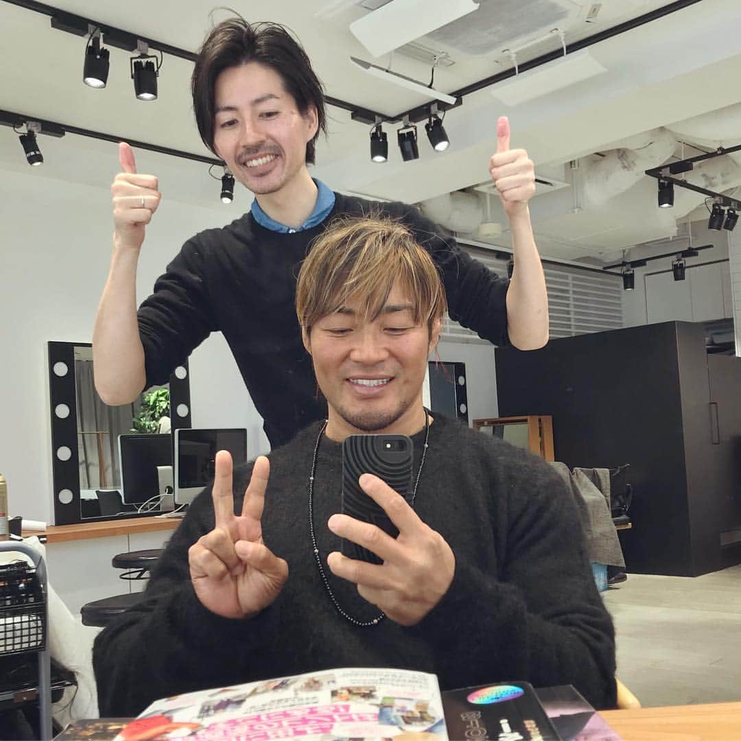 棚橋弘至さんのインスタグラム写真 - (棚橋弘至Instagram)「おはよう。昨日の髪型。イメージは #バガボンド 👍」1月5日 8時12分 - hiroshi_tanahashi