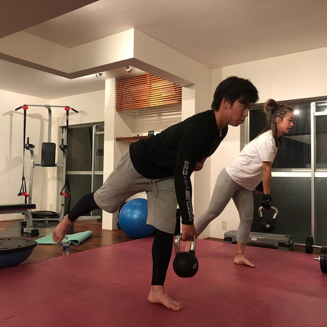 加賀其真美さんのインスタグラム写真 - (加賀其真美Instagram)「トレーニングの目標考え中🤔🤔🤔」1月5日 8時22分 - mami_kagasono