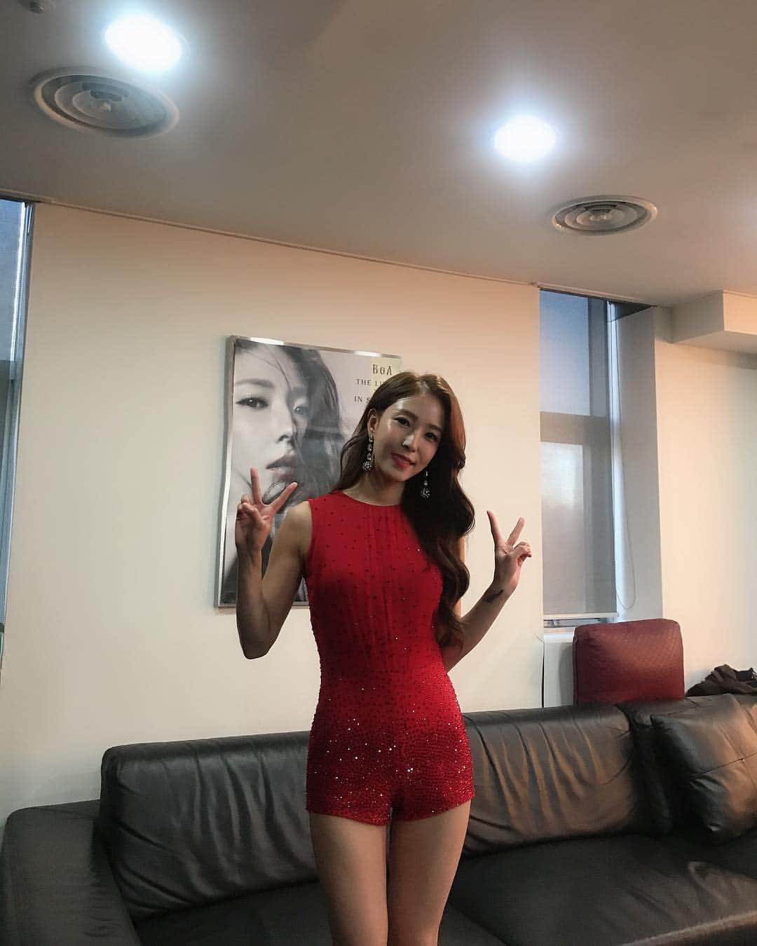 BoAのインスタグラム：「.. 일주일이 이렇게 빨랐었나...?? 😱」