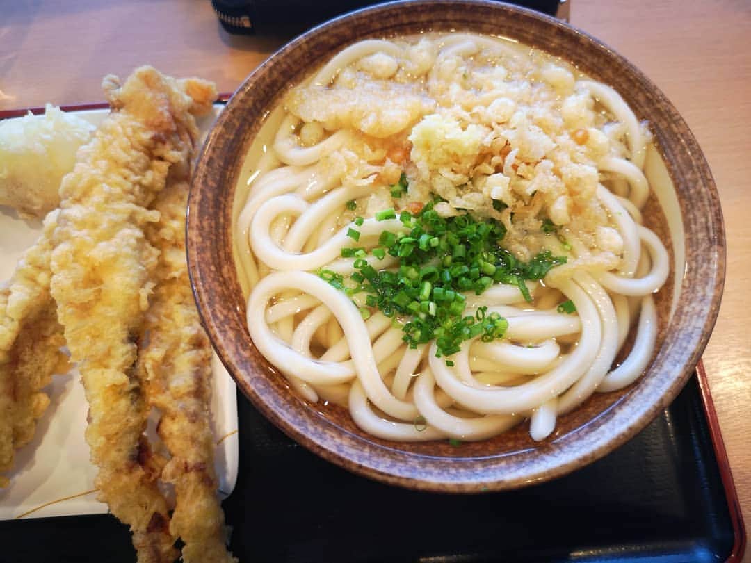高梨雄平さんのインスタグラム写真 - (高梨雄平Instagram)「ここで最後のランチを済ませて、本日から等々力に戻りました。  テスト週間の時に鬼通いしたここは青春の味です。 相変わらず美味しかった〜  #條辺#もう3玉は食べれません」1月5日 18時12分 - yuheitakanashi