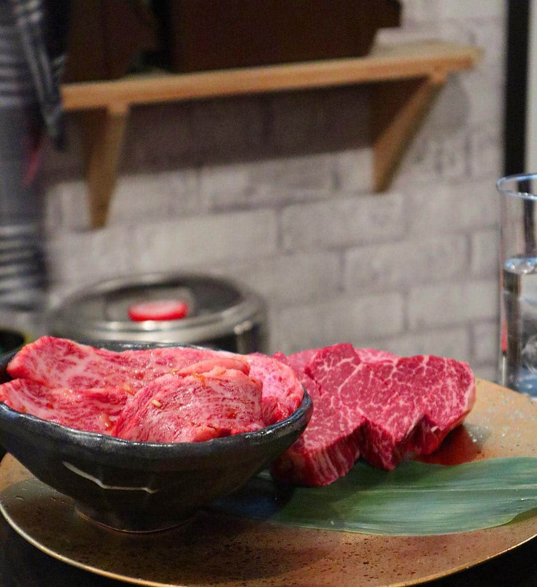 濱野りれさんのインスタグラム写真 - (濱野りれInstagram)「'Sato Burian' #Reservation ➡︎ Only call before a month #Taste ➡︎ A The course start from beef stew. That is tricky as Yakiniku restaurant! The amount of cuisine is a little heavy😣🥩 On the other hand, we cannot stop saying ‘delicious..!!’ My best cuisine is the ’Katsu’ sandwich is 10th picture. But one thing I want to tell that the location is out-of-place. However this restaurant is very famous and popular, so that it's not easy to get a reservation. That means it is worth going!! . 噂のサトーブリアン💗 本店にお邪魔してきました〜☺️ 名物カツサンド食べれて幸せ...🤤💗 . . #rirelog#satoburian #yakiniku#wagyu#wagyubeef#kobebeef#tokyoeats#toptokyorestaurants#asagaya#tokyogourmet  #satoブリアン#サトーブリアン#予約困難#食べログ高評価#食べログ4#焼肉#和牛#九州和牛#阿佐ヶ谷#阿佐ヶ谷グルメ#東京グルメ」1月5日 12時23分 - riregram