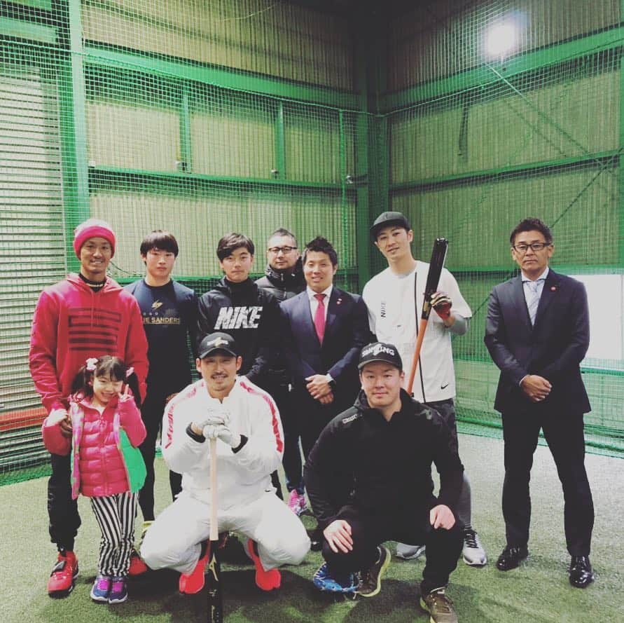 西岡剛のインスタグラム：「#西岡剛 #城所龍磨#中田翔#SSK」