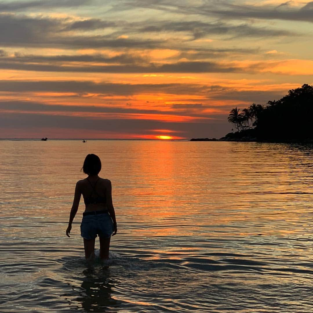 渡辺舞さんのインスタグラム写真 - (渡辺舞Instagram)「thank you Phuket 20代最後に素敵な景色と思い出👙🐠☘️🌺🌈」1月5日 21時31分 - maipu0125