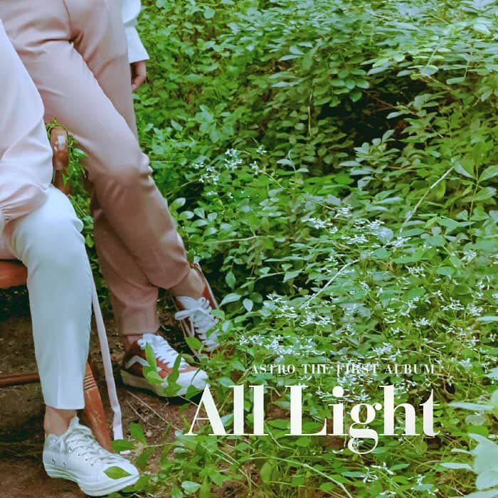 ASTROさんのインスタグラム写真 - (ASTROInstagram)「It's gonna be 'All Light' ⠀⠀⠀⠀⠀⠀⠀⠀⠀⠀⠀⠀⠀⠀⠀⠀⠀ ASTRO 1ST ALBUM [All Light] OFFICIAL PHOTO - WHITE Ver. 2019.01.16 COMING SOON 🌿 ⠀⠀⠀⠀⠀⠀⠀⠀⠀⠀⠀⠀⠀⠀⠀⠀⠀ #ASTRO #아스트로 #AllLight」1月6日 0時01分 - officialastro