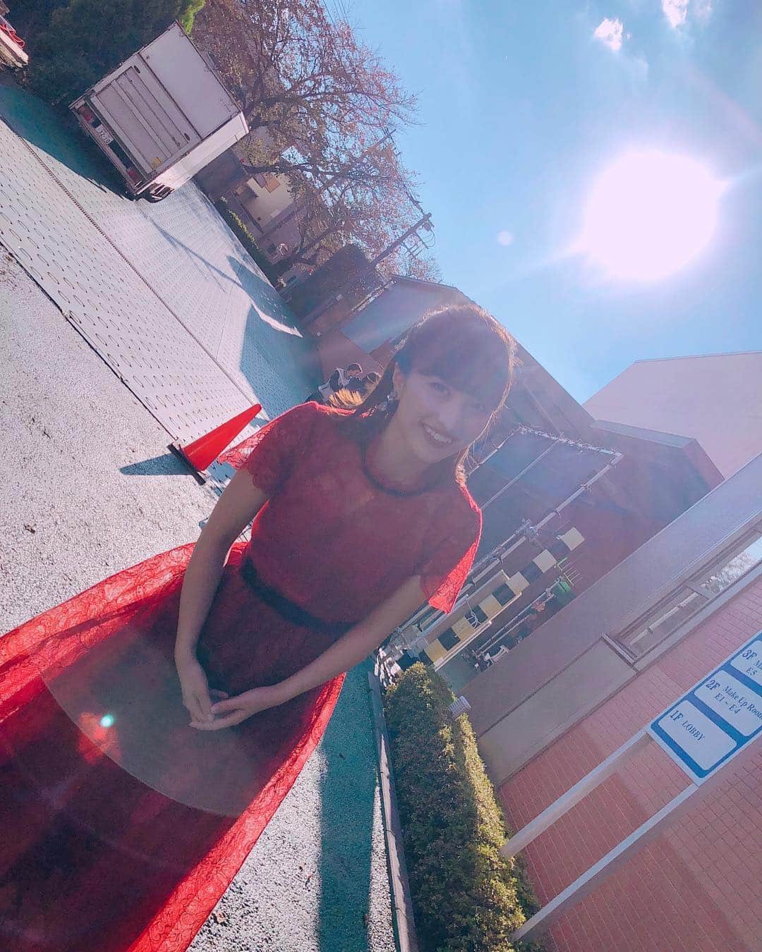 百田夏菜子さんのインスタグラム写真 - (百田夏菜子Instagram)「スズキ初売り☆オールスターズ始まりました！この撮影の時とっても良い天気だったなぁ☀️ ・ #SUZUKI」1月6日 1時57分 - kanakomomota_official