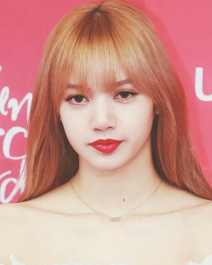 リサさんのインスタグラム写真 - (リサInstagram)「190105 — Golden Disk Awards #BLACKPINK#블랙핑크#LISA#리사 —© owners 💜💜」1月6日 11時52分 - lisa.blackpink