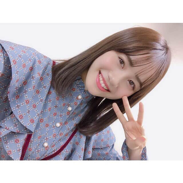 伊藤美来さんのインスタグラム写真 - (伊藤美来Instagram)「みくです☺︎ 昨日の五等分の花嫁 先行上映会での衣装です！Twitterのコメントでも褒めてもらえて嬉しかった…^ ^  インスタの方も、今年一年よろしくお願いします！  ワンピース　 andgeebee #andgeebee (@andgeebee_official)  靴 ALUNE #SEVENTWELVETHIRTY (@seven_twelve_thirty.official)」1月6日 12時29分 - itomiku_official