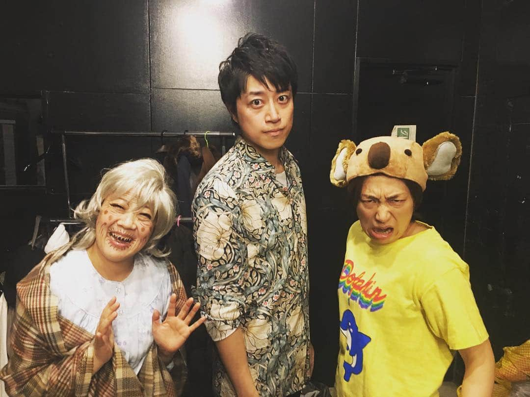 高倉陵さんのインスタグラム写真 - (高倉陵Instagram)「今年のライブ初めは！！！ 『K-PRO新春ネタ祭り』  2019年もK-PROお世話になります！！ そして大好きなコント師 日本エレキテル連合とも今年も一緒できて  ライブ初めから縁起が  いいじゃないのぉ〜〜〜 #三拍子#三拍子高倉#高倉陵#KPRO#お笑い#ライブ初め#日本エレキテル連合#いいじゃないのぉ#新春#漫才師#コント師#japanesecomedian」1月6日 17時27分 - takakulife