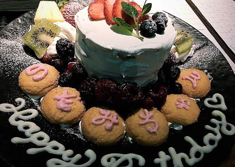 ヴァンサンカン25ans栄のグルメインスタ