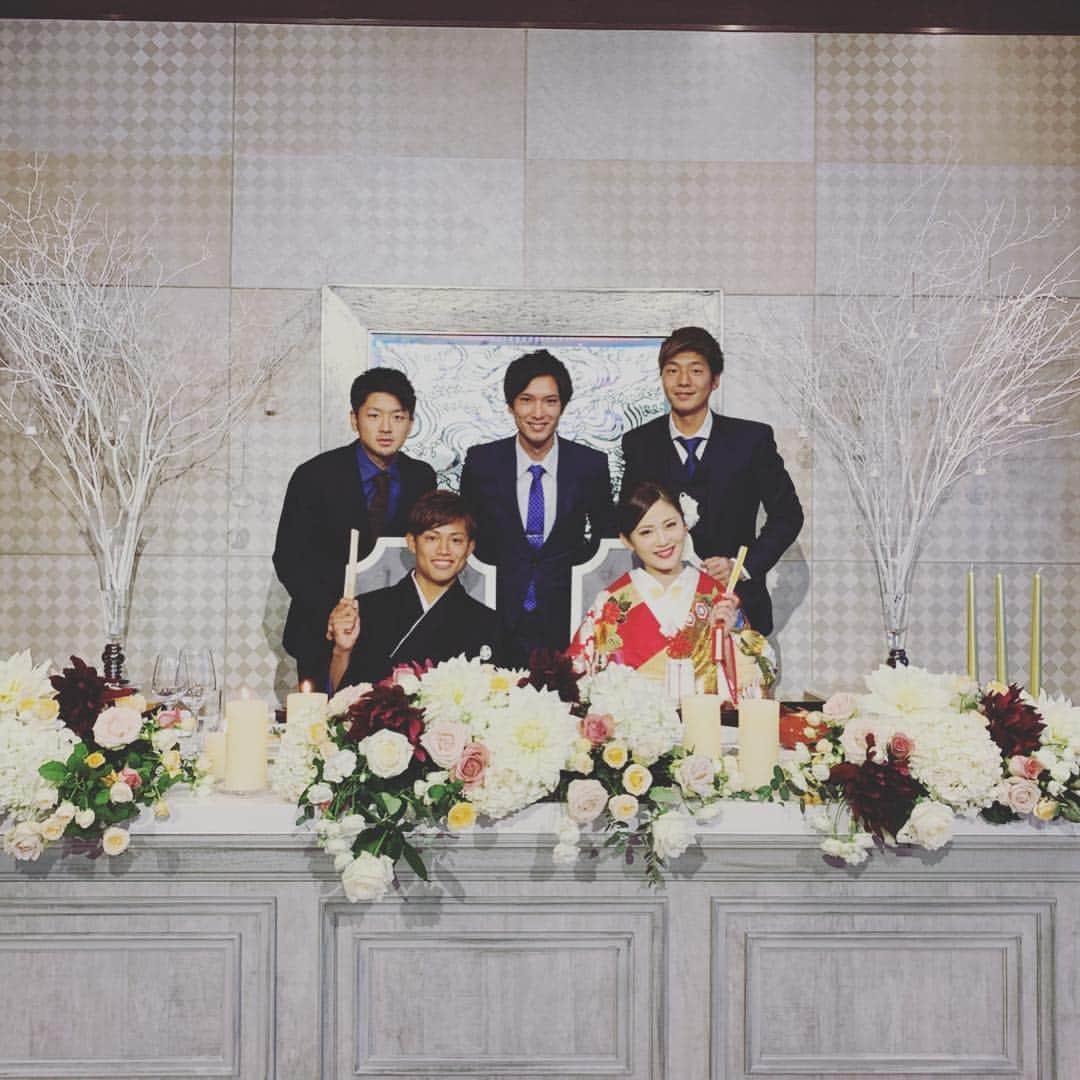 下口稚葉さんのインスタグラム写真 - (下口稚葉Instagram)「とっても素敵な結婚式でした。 本当におめでとうございます🎊 #人生初の結婚式  #石毛夫婦 #素敵 #お幸せに」1月6日 20時39分 - wakawaka0502