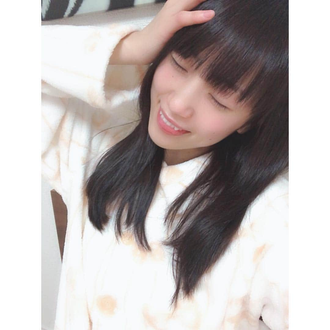 長瀬麻美さんのインスタグラム写真 - (長瀬麻美Instagram)「. お休みの時間🥰💭 . #パジャマ #すき #もこもこ #おやすみなさい #💕 .」1月7日 0時11分 - nagasemami66