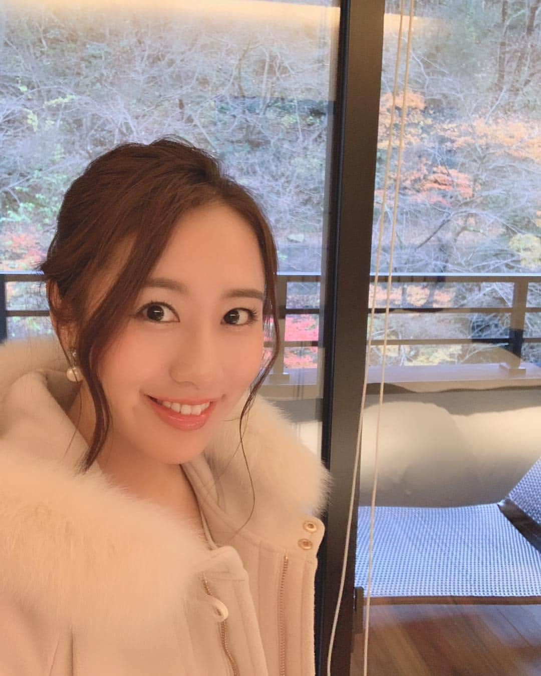 守永真彩さんのインスタグラム写真 - (守永真彩Instagram)「. . おはようございますー！ これから新年1発目のボイトレです✨ . . 今年はバレンタインライブからスタート🎤💓 ご予約お待ちしております♡ . . 【バレンタイン ライブ】 ２月１０日（日） open19:00 ～ / start20:00 〜 会場：ARK Hills cafe (六本木一丁目) MUSIC CHARGE：予約￥2,800　/ 当日￥3,300 ※お一人様、１ドリンク＋1フードのご注文をお願いしております。 . . 予約➡︎https://form.os7.biz/f/dac17bd3/ . . #live #jazz #jazzlive #jazzsinger #roppongi #arkhills #tokyo #valentine #women #japanesegirl  #六本木 #アークヒルズ #ジャズライブ #バレンタイン #2019 #💝」1月7日 13時32分 - maayamorinaga