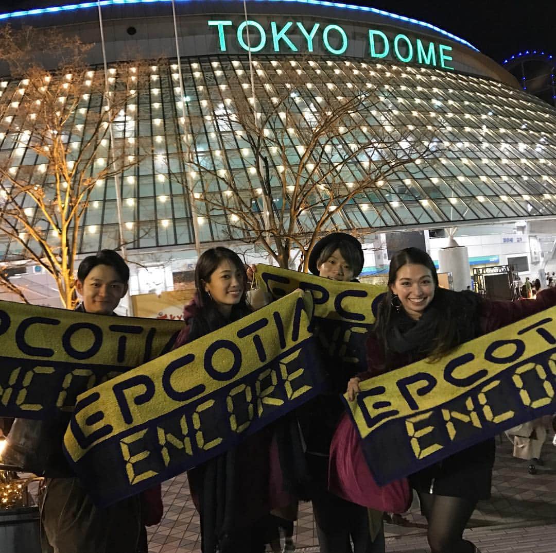 ダンドイ舞莉花のインスタグラム：「NEWS コンサート EPCOTIA ENCORE 最高すぎた！Only You 仲間達と座長まっすー応援してきたよ💜 東京ドーム2日間 お疲れ様でしたー！  #NEWS #CONCERT #johnnys #東京ドーム #コンサート #座長 #増田貴久 #最高かよ #楽しすぎ #また行きたい #onlyyou #仲間 #まっすー #ソロ曲好き #EPCOTIA #ENCORE」