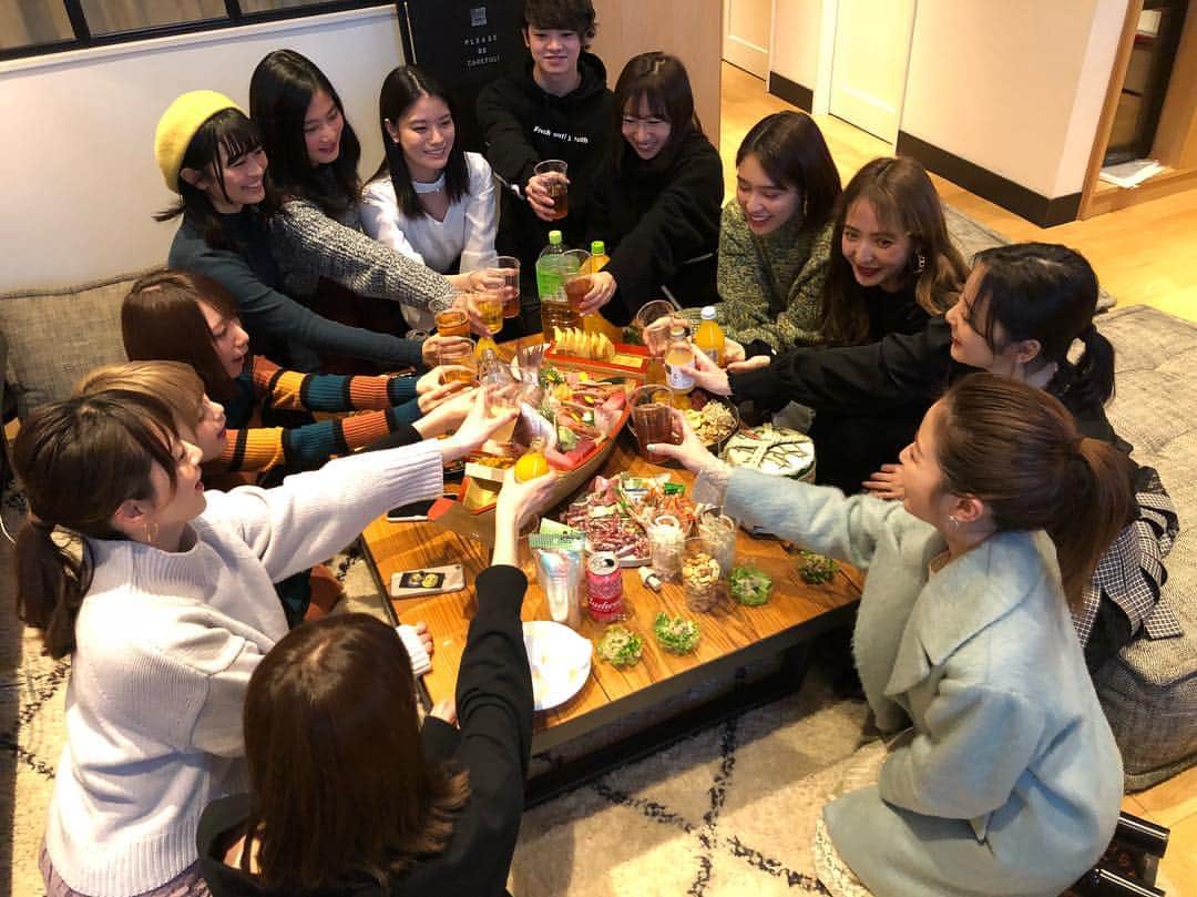 園都さんのインスタグラム写真 - (園都Instagram)「vithmic新年会！ 忘年会に引き続き素敵な新年会を開いて下さいました✨ 2019年も楽しくお仕事が出来るように成長して確実な一歩を歩んでいきたいと思います💓 皆さん今年も園をよろしくお願いします♪♪ #vithmic」1月7日 21時54分 - miyakosono_official