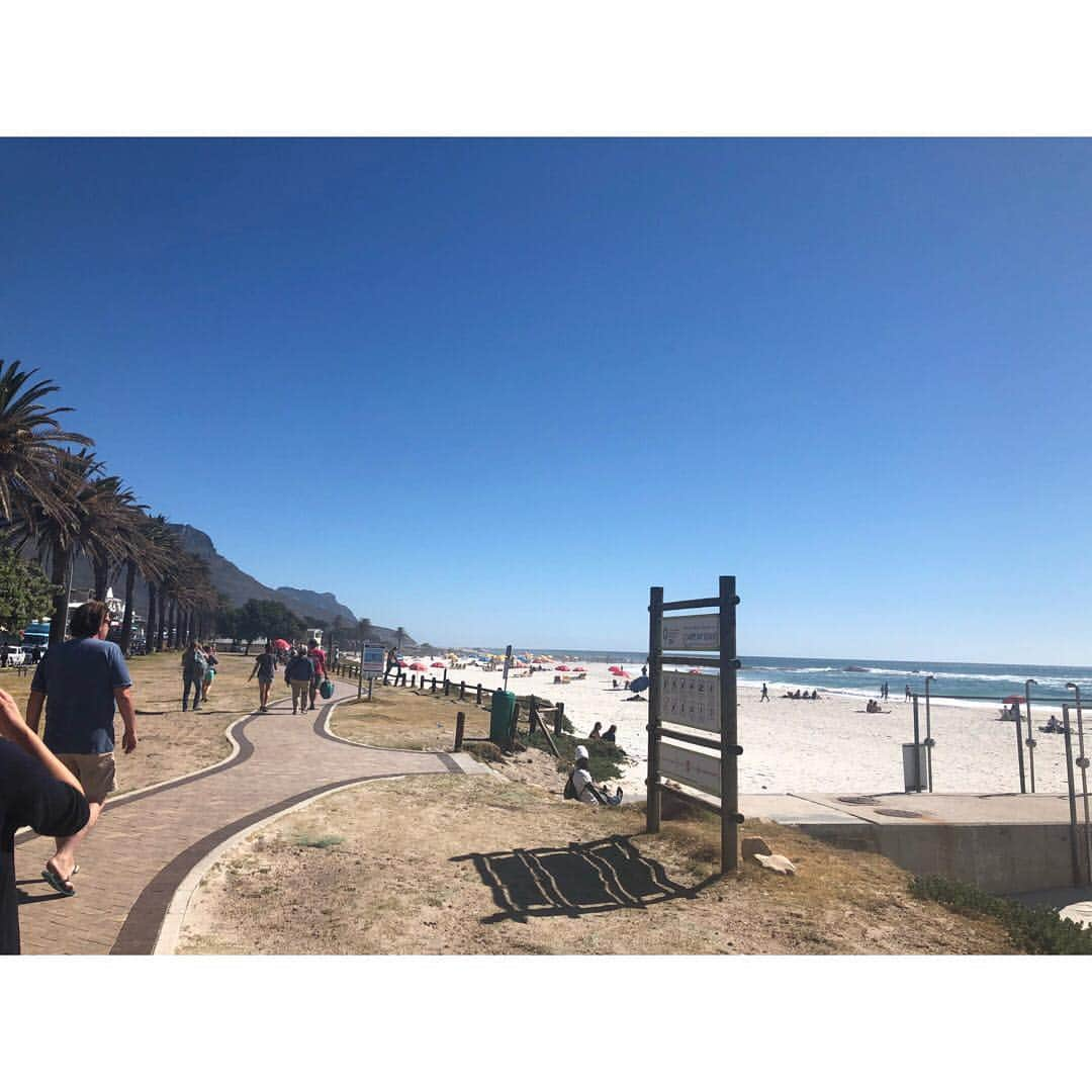 山崎紘菜さんのインスタグラム写真 - (山崎紘菜Instagram)「🏄👙🏖 #memoriesofsouthafrica #nofilter #november2018」1月7日 22時45分 - hirona_yamazaki