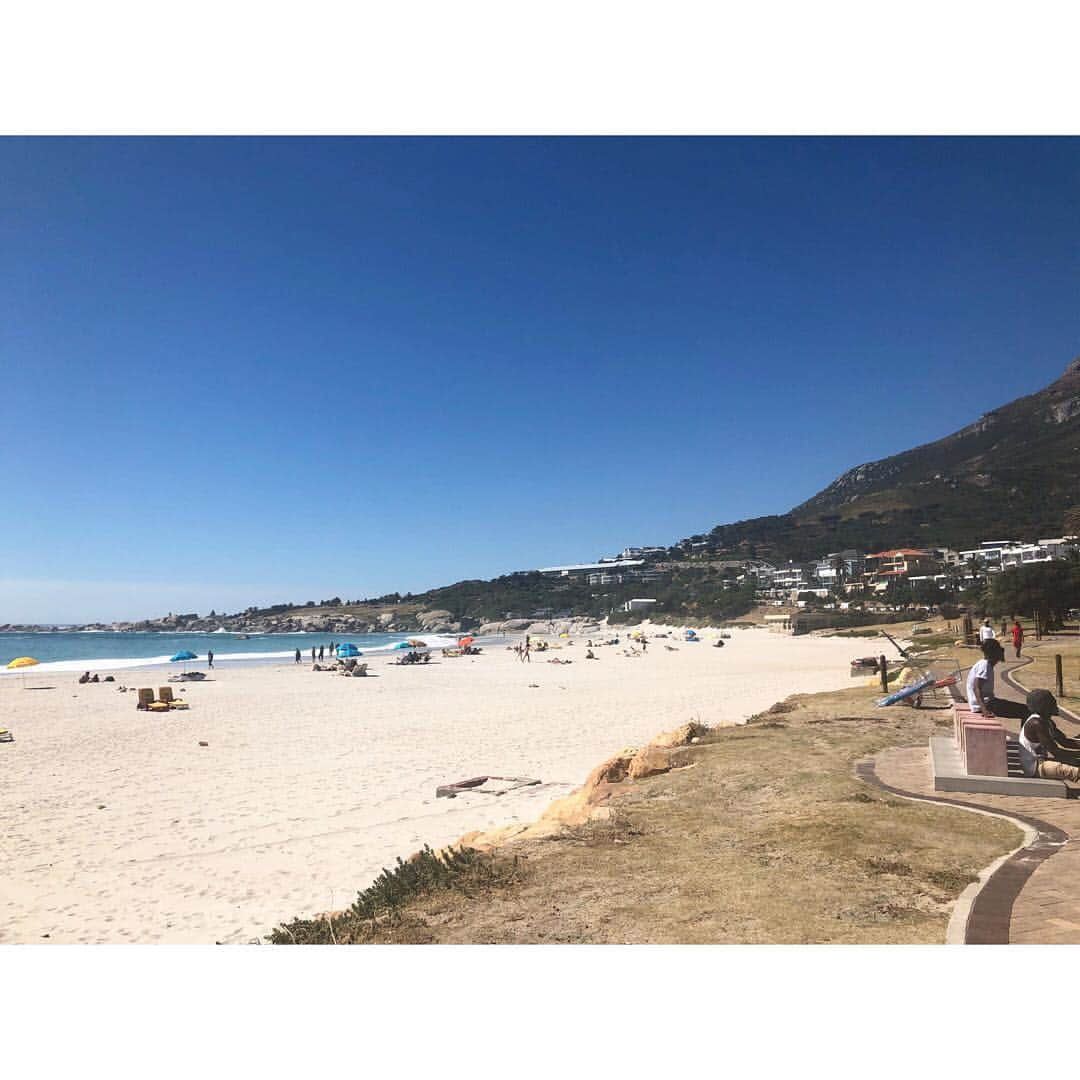 山崎紘菜さんのインスタグラム写真 - (山崎紘菜Instagram)「🏄👙🏖 #memoriesofsouthafrica #nofilter #november2018」1月7日 22時45分 - hirona_yamazaki