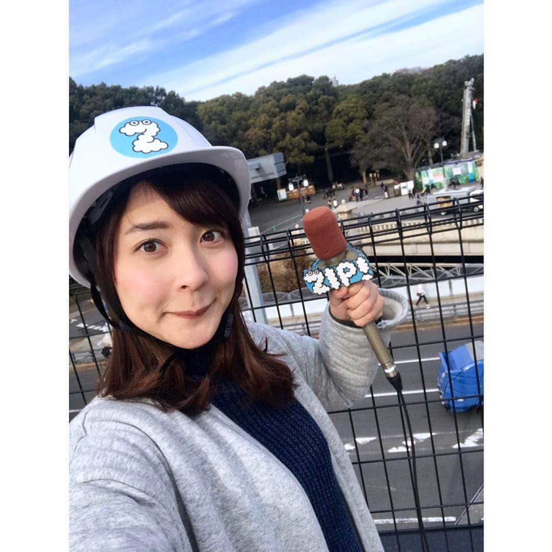 山下耀子さんのインスタグラム写真 - (山下耀子Instagram)「明日！ZIP!です！ . 今年初ZIP!ぜひご覧ください〜🥺」1月8日 21時17分 - twinkleyesy