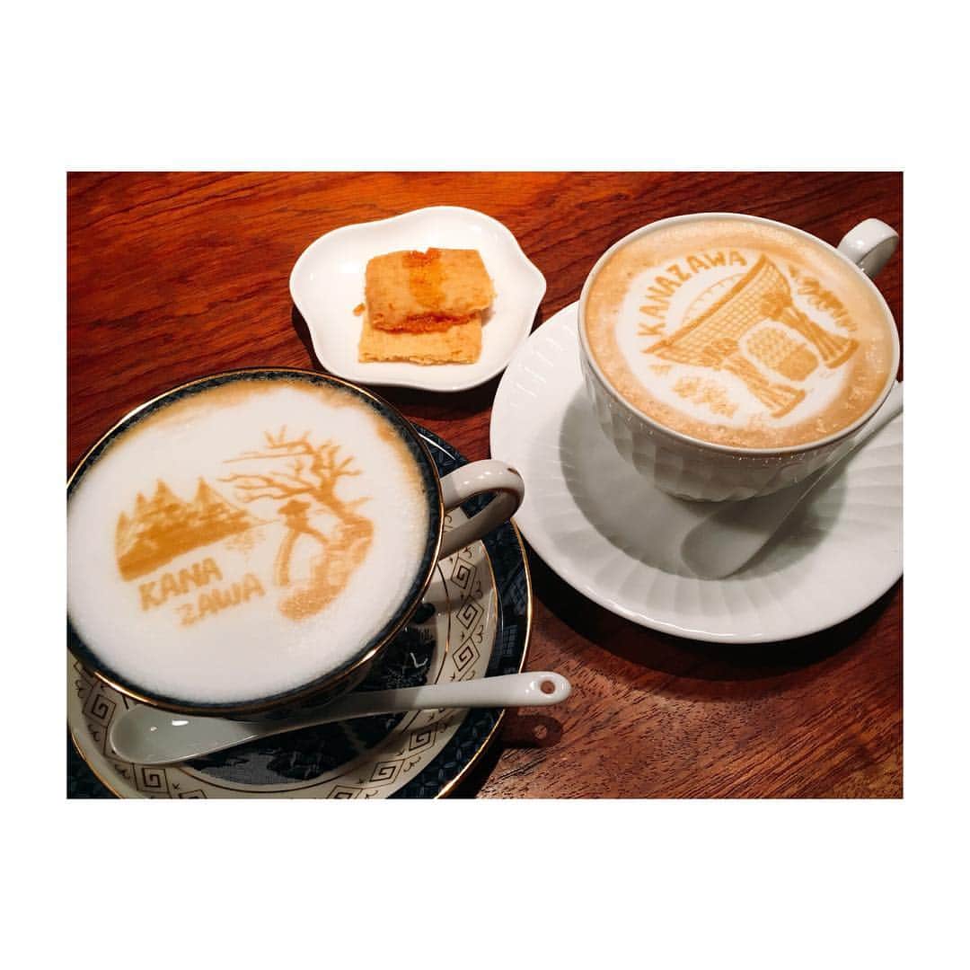 高木俊さんのインスタグラム写真 - (高木俊Instagram)「弟とカフェ。おじさん2人してインスタ映えっぽいものを頼むという（笑） #カフェ  #金沢  #インスタ映え  #仲良し兄弟」1月8日 17時09分 - t.shunly