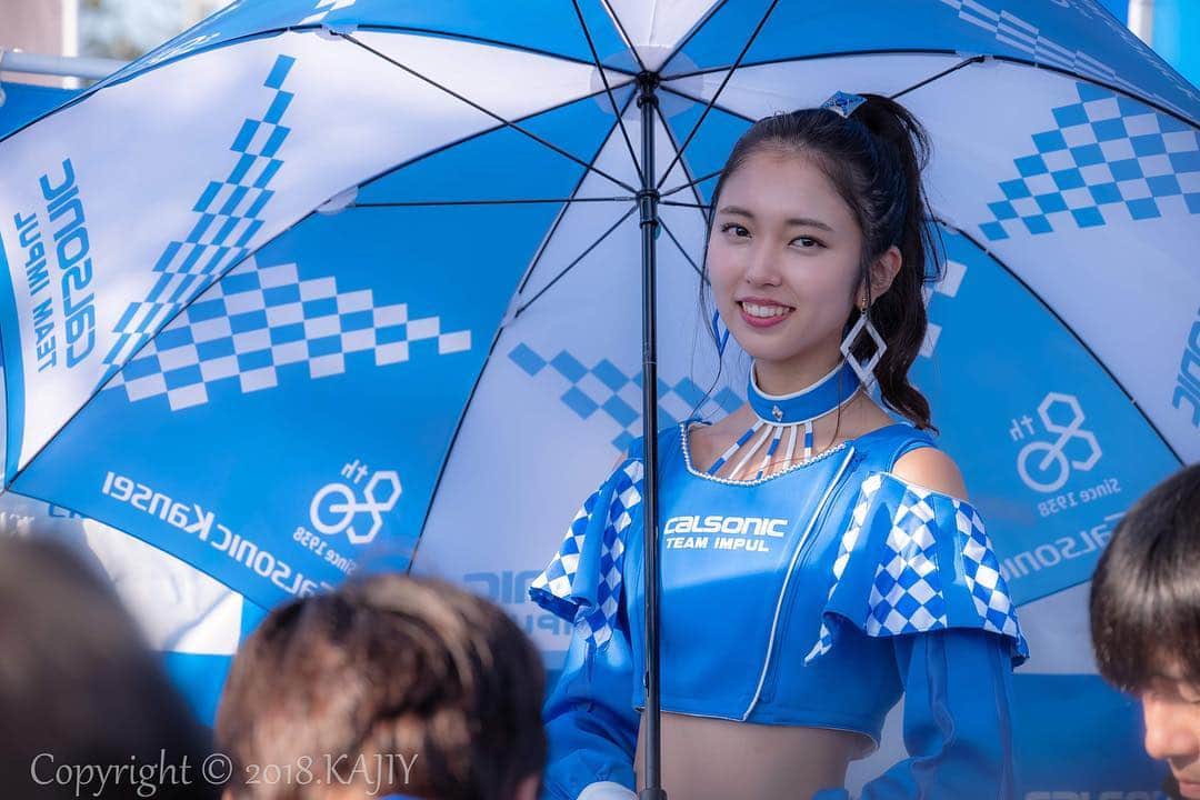 藤咲百恵のインスタグラム：「. 今週末1/12(土)13(日)は 東京オートサロン に出演させて頂きます😌 楽しみです！！」