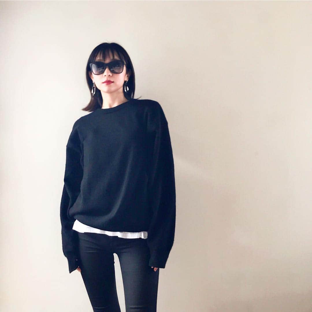 二瀬里子さんのインスタグラム写真 - (二瀬里子Instagram)「ずっと地毛だったから 久しぶりに髪染めたいなー🤔 どーしようかなー。。 #黒髪」1月8日 22時26分 - ricofutase