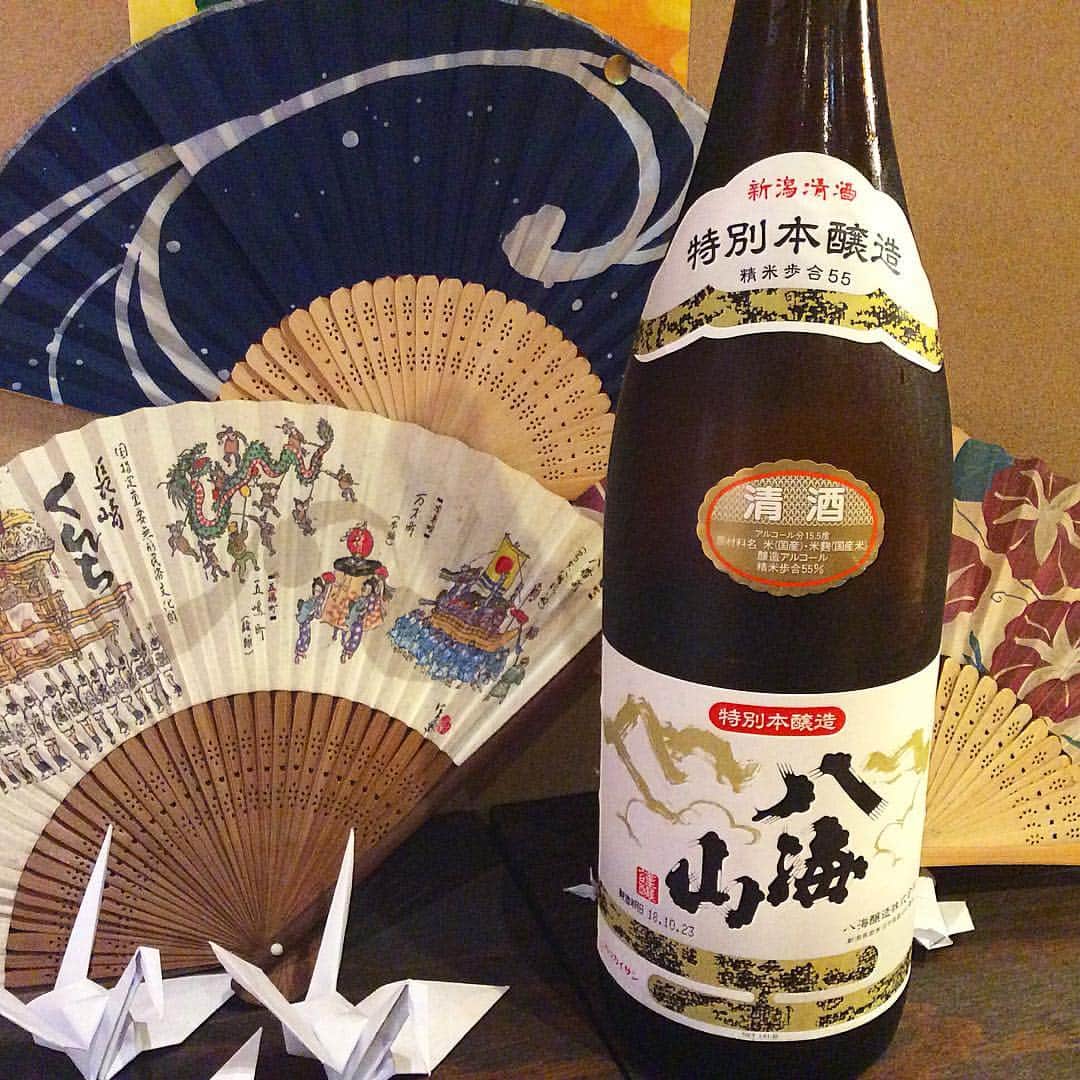 泳ぎイカ 九州炉端　弁慶 姫路店のインスタグラム：「こんばんは！弁慶姫路店です🙋🏻‍♂️ 沢山のお酒をご用意して、お待ちしております🤗  #姫路 #弁慶 #酒 #居酒屋」