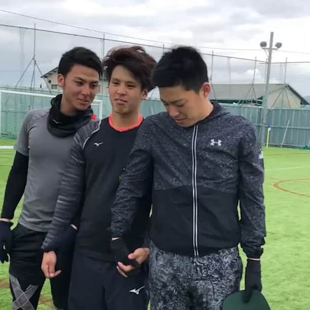 のインスタグラム：「今日は公開日でしたが 最初から決まっていたサッカーのメニューで 午前までの練習でした。 来ていただいたファンの皆さんすいませんでした。またお会いしましょうー^ - ^ #西新こころ  #GenBee」
