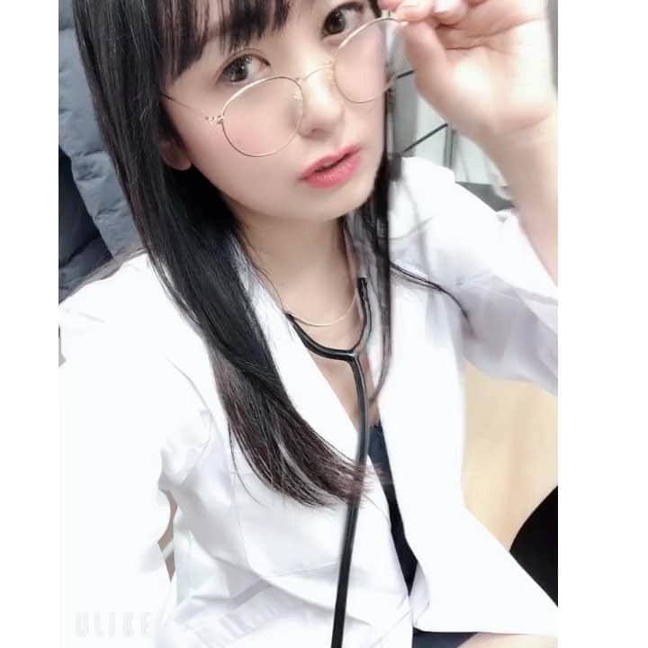 脊山麻理子さんのインスタグラム写真 - (脊山麻理子Instagram)「動画も載せておきますね(=^ェ^=) #お医者さんごっこ #聴診器 #メガネ女子 #白衣 #DVD #秋葉原 #ソフマップアミューズメント館 #コスプレ」1月10日 0時28分 - mariko_seyama_milkpon