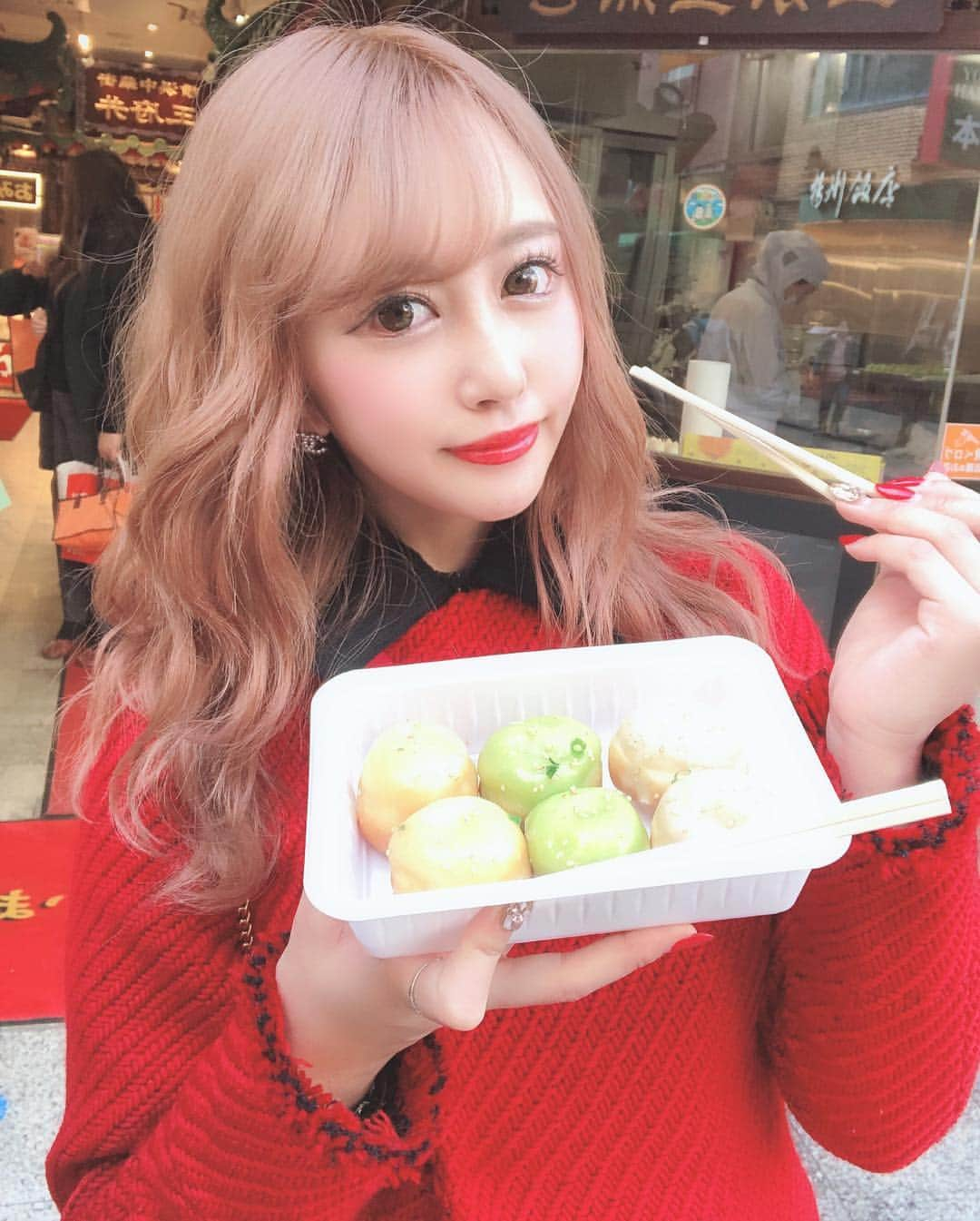 SHIHOさんのインスタグラム写真 - (SHIHOInstagram)「. . 小籠包大好き〜🥰🍴 . 中華街行くとこれだけは 必ず食べるっ🐼❤️ . . #yokohama #yokohamachinatown #chinatown #me #japanesegirl #japanese #tokyo #ootd #ootdfashion #makeup」1月10日 16時23分 - cham_pipi