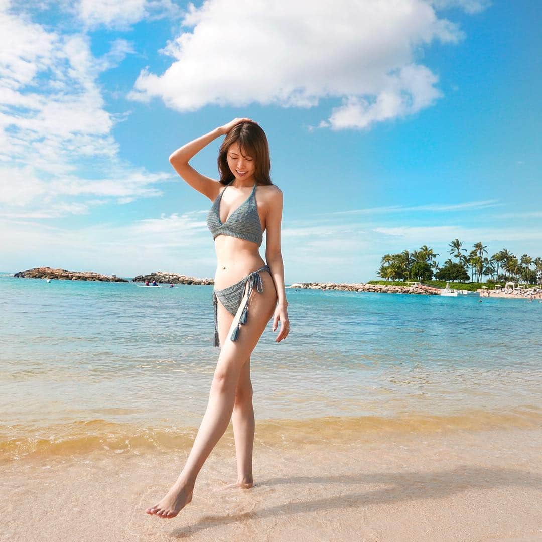 清水愛美さんのインスタグラム写真 - (清水愛美Instagram)「ハワイのビーチ🏖 色々回ったけどコオリナ好き🥰 * #hawaii  #koolina  #ハワイ #コオリナリゾート  #コオリナ #コオリナビーチ  #koolinabeach  #水着 #ビキニ #mana水着  #manami旅 #海外旅行  #ハワイ旅行 #shreanu #水着姿」1月10日 21時47分 - manami_s0902