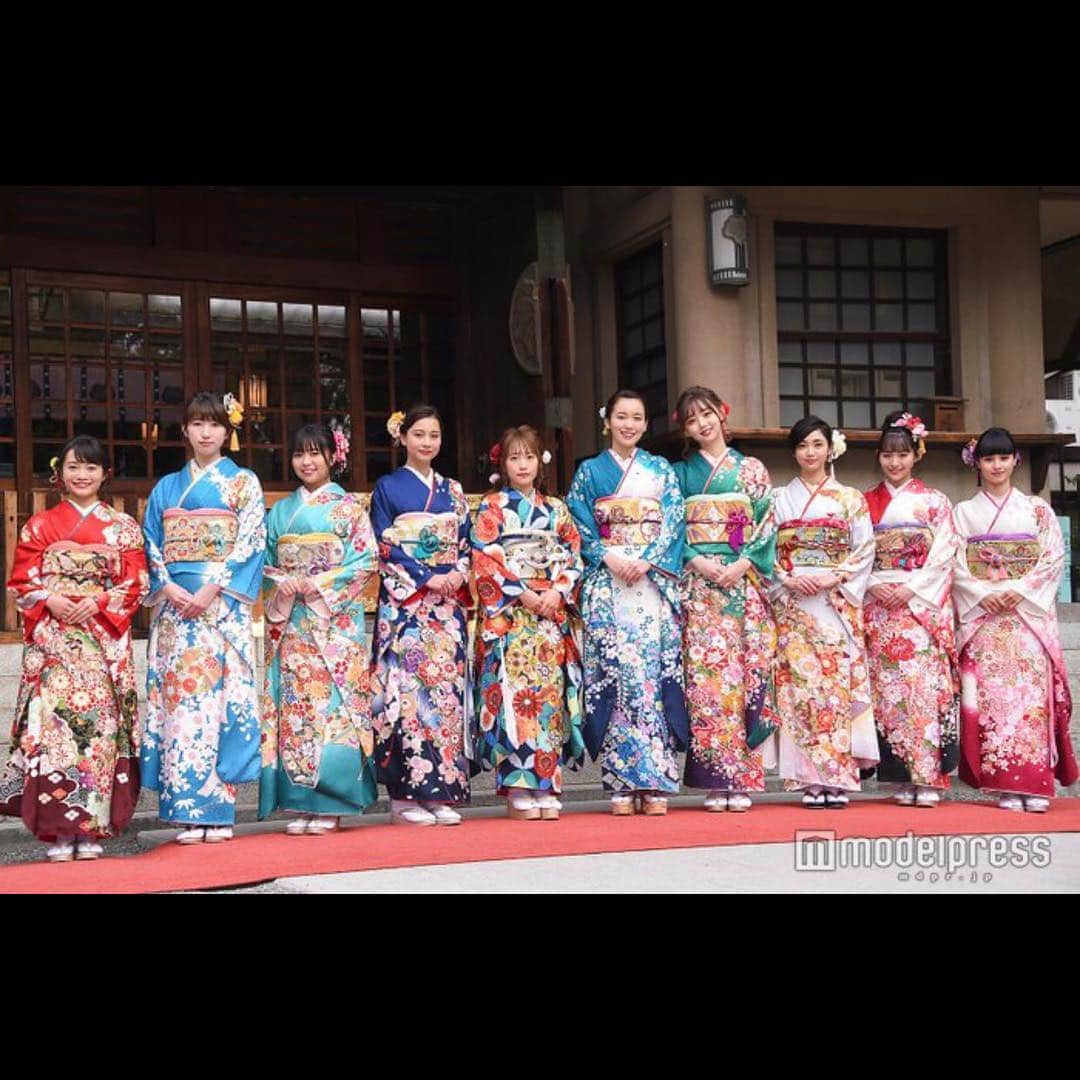 大原優乃さんのインスタグラム写真 - (大原優乃Instagram)「avexの新春参拝に 私も参加させていただきました☺︎ ㅤㅤㅤㅤㅤㅤㅤㅤㅤㅤㅤㅤㅤ ここに立てたこと 誇りに思います。 人生初の晴れ着を着て 今年も頑張ろうと、 より心が奮い立たせられました。」1月10日 21時41分 - yuno_ohara