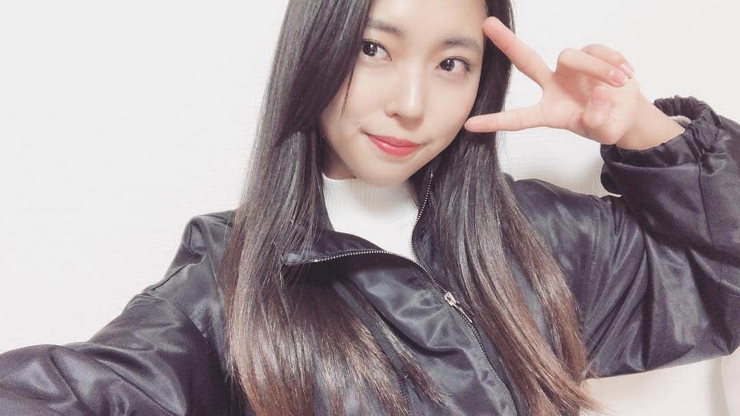藤咲百恵のインスタグラム：「. まだトリートメント効果が 残っているようで嬉しいです🕊」