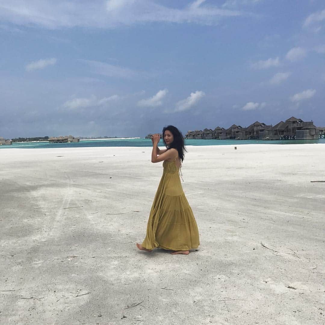 澤田泉美さんのインスタグラム写真 - (澤田泉美Instagram)「髪ぼさぼさが懐かしい。  #gililankanfushi#maldives  なんとなく思い出に浸る。」1月11日 1時01分 - izumi.sawada