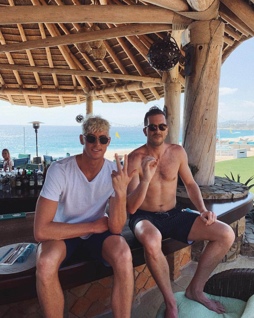コナー・ドワイヤーのインスタグラム：「30th in Cabo 🎂」