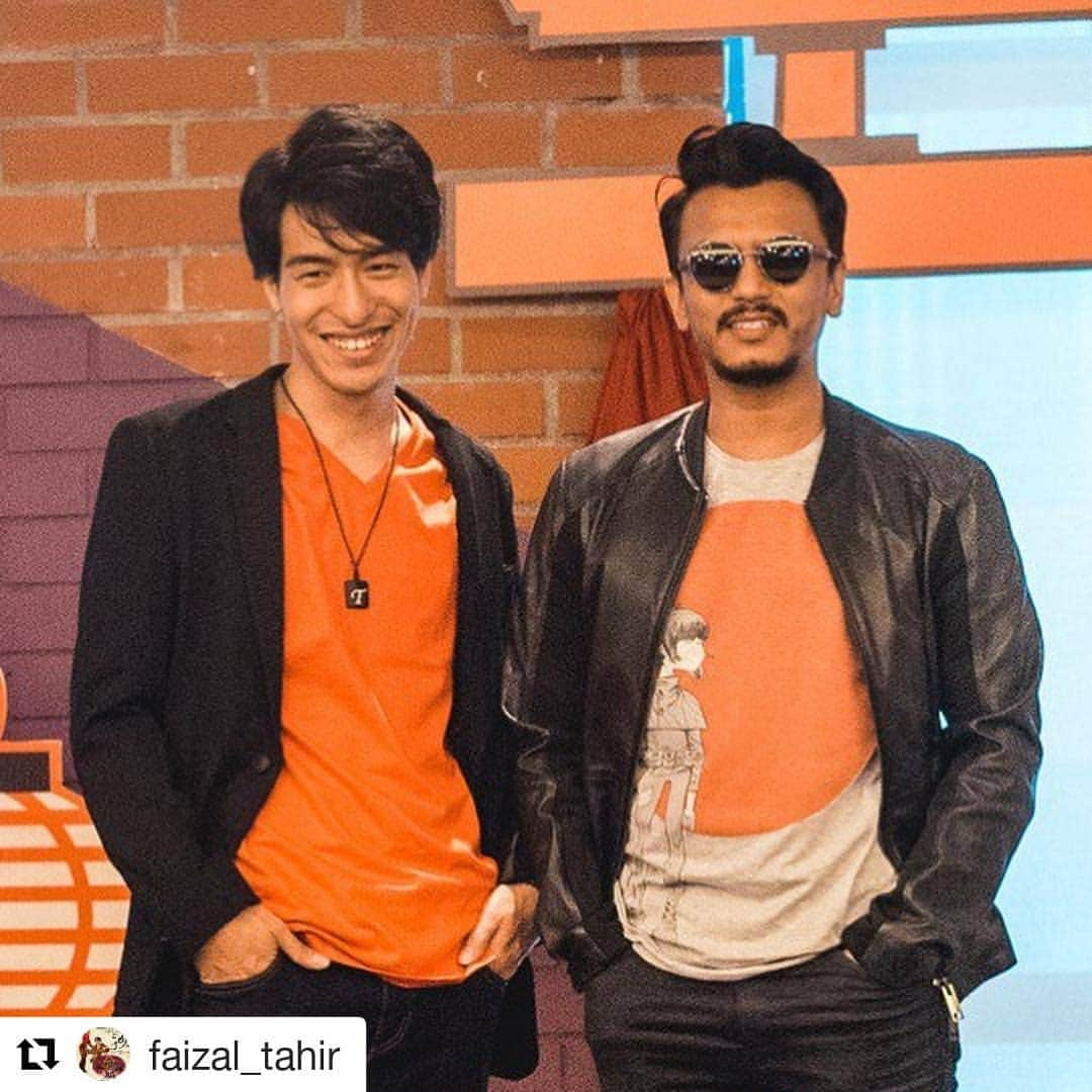 Terry Birdさんのインスタグラム写真 - (Terry BirdInstagram)「Wahhh!!! Gambar ni BEST!!! Semalam saya bahagia... Hari tu "Hari Bermula"!! I harap #KonnichiwaDunia akan jadi GREAT untuk kita,  @faithfulmusicmy @warnermusicmy . And of course,  Thank you for my fans... Terima kasih untuk menyokong you...😊😊😊 I appreciate selalu... . #takaakiterry #jepun #malaysiasinger」1月11日 17時27分 - takaaki_terry