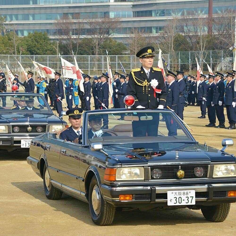 大阪府警察さんのインスタグラム写真 - (大阪府警察Instagram)「平成31年1月8日(火)、大阪城公園「太陽の広場」において、「大阪府警察年頭視閲式」を挙行しました。警察本部長が、職員の士気及び規律、平素の訓練成果等を視察しました。 #大阪府警察公式#大阪府警察#警察官#年頭視閲式#大阪城公園#太陽の広場」1月11日 17時39分 - fukei_koho