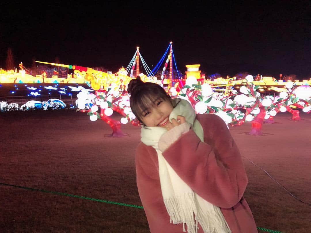 佐野ひなこさんのインスタグラム写真 - (佐野ひなこInstagram)「#東京ドイツ村 #チャイナランタンフェスティバル  素晴らしい景色に寒さも忘れるぐらい虜になりました💕」1月11日 20時04分 - hinako_sano