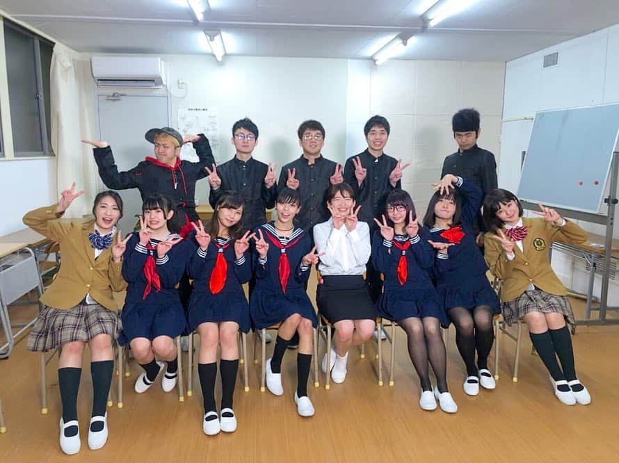 えっちゃんさんのインスタグラム写真 - (えっちゃんInstagram)「ボンボン学園、今年一回目から濃いメンバーで楽しいことしたよ(*^^*) みんなお楽しみに！  #ボンボンtv #ボンボン学園 #えっちゃんねる #きょんくま #ゆーぽん #たまちゅーーーぶ #いちなる #ジェニー #ぐっぴん #リョウケン」1月11日 20時40分 - ecchan_bom2