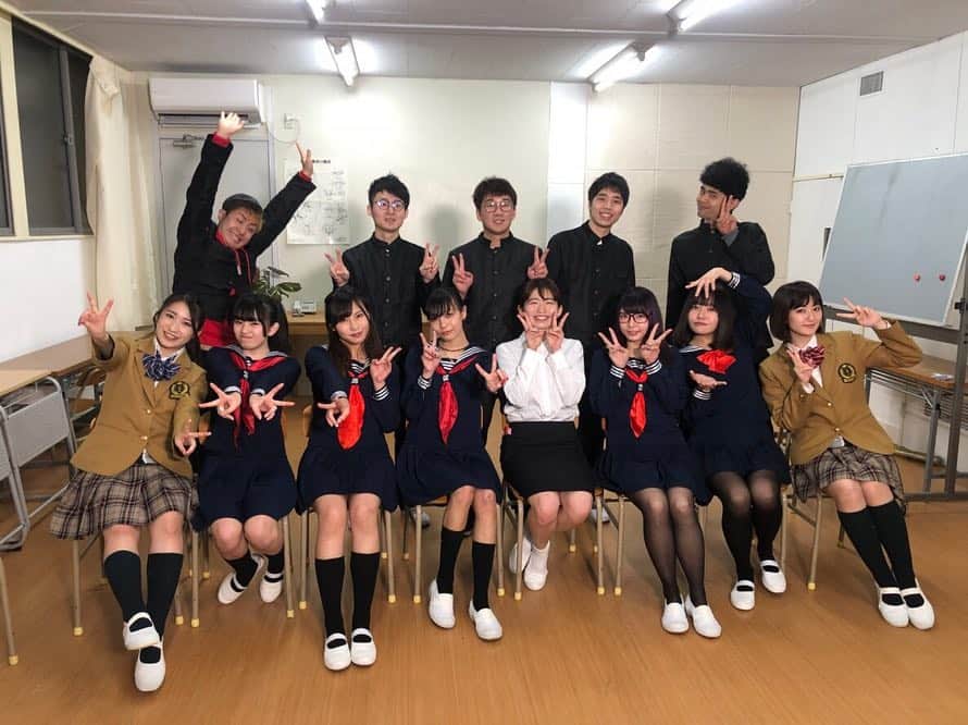 えっちゃんさんのインスタグラム写真 - (えっちゃんInstagram)「ボンボン学園、今年一回目から濃いメンバーで楽しいことしたよ(*^^*) みんなお楽しみに！  #ボンボンtv #ボンボン学園 #えっちゃんねる #きょんくま #ゆーぽん #たまちゅーーーぶ #いちなる #ジェニー #ぐっぴん #リョウケン」1月11日 20時40分 - ecchan_bom2