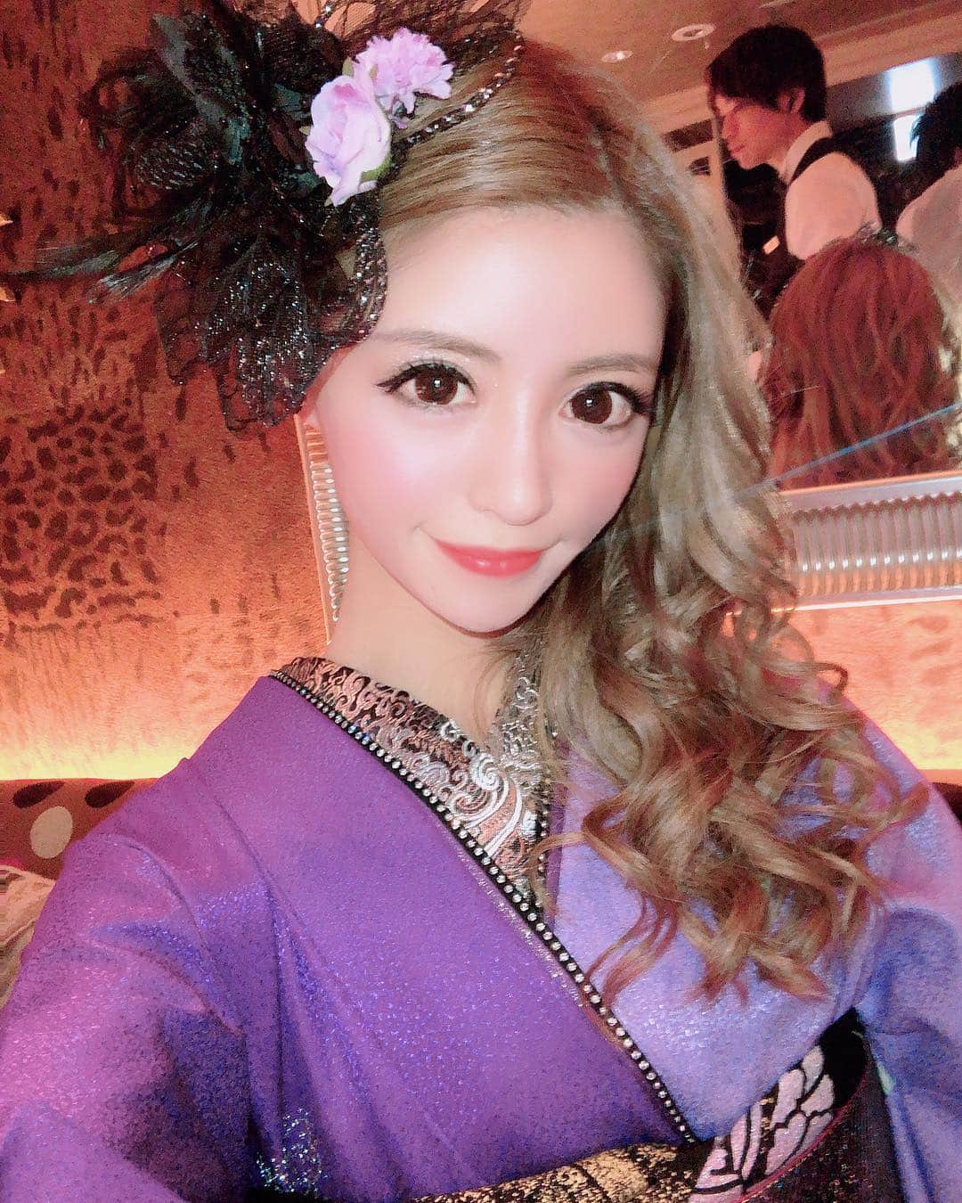 一条響さんのインスタグラム写真 - (一条響Instagram)「着物イベント楽しかった💜 ， 着物もヘアメイクも洋風な感じに🦄🦄 ， 酔っ払って目が垂れてる ， #歌舞伎町#キャバ嬢#一条響#イベント#洋風#紫#着物」1月11日 20時48分 - ichijyo_hibiki