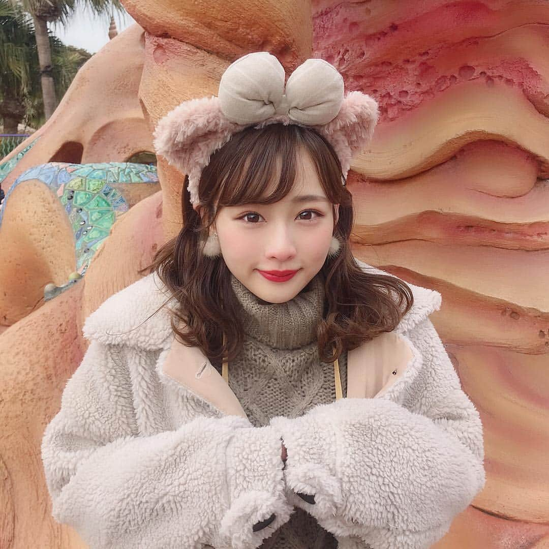 森下愛里沙(もりしたありさ) さんのインスタグラム写真 - (森下愛里沙(もりしたありさ) Instagram)「ㅤㅤㅤㅤㅤㅤㅤㅤㅤㅤㅤㅤㅤ ㅤㅤㅤㅤㅤㅤㅤㅤㅤㅤㅤㅤㅤ ㅤㅤㅤㅤㅤㅤㅤㅤㅤㅤㅤㅤㅤ ㅤㅤㅤㅤㅤㅤㅤㅤㅤㅤㅤㅤㅤ Tokyo Disney Sea🐭❤️ 寒くて鼻が赤い😵笑 ㅤㅤㅤㅤㅤㅤㅤㅤㅤㅤㅤㅤㅤ ㅤㅤㅤㅤㅤㅤㅤㅤㅤㅤㅤㅤㅤ ㅤㅤㅤㅤㅤㅤㅤㅤㅤㅤㅤㅤㅤ 今回はシェリーメイ🐻 フライングフィッシュコースター タワーオブテラー センターオブジアース インディージョーンズ レイジングスピリッツ たくさんアトラクション乗れました🎢 とっても満足💕💕 ㅤㅤㅤㅤㅤㅤㅤㅤㅤㅤㅤㅤㅤ ㅤㅤㅤㅤㅤㅤㅤㅤㅤㅤㅤㅤㅤ ㅤㅤㅤㅤ 写真たくさん撮ったからまた アップします〜☺︎ ㅤㅤㅤㅤㅤㅤㅤㅤㅤㅤㅤㅤㅤ ㅤㅤㅤㅤㅤㅤㅤㅤㅤㅤㅤㅤㅤㅤㅤㅤㅤㅤㅤㅤㅤㅤ ㅤㅤㅤㅤㅤㅤㅤㅤㅤㅤㅤㅤㅤ #東京ディズニーシー #ディズニー #ディズニーシー #disneysea #tokyodisneysea #tds #disney #シェリーメイ #ダッフィー #シェリーメイコーデ #ダッフィーコーデ #like4likes #instalike #l4l #instagood #17kg #韓国ファッション」1月11日 22時03分 - mini.ari