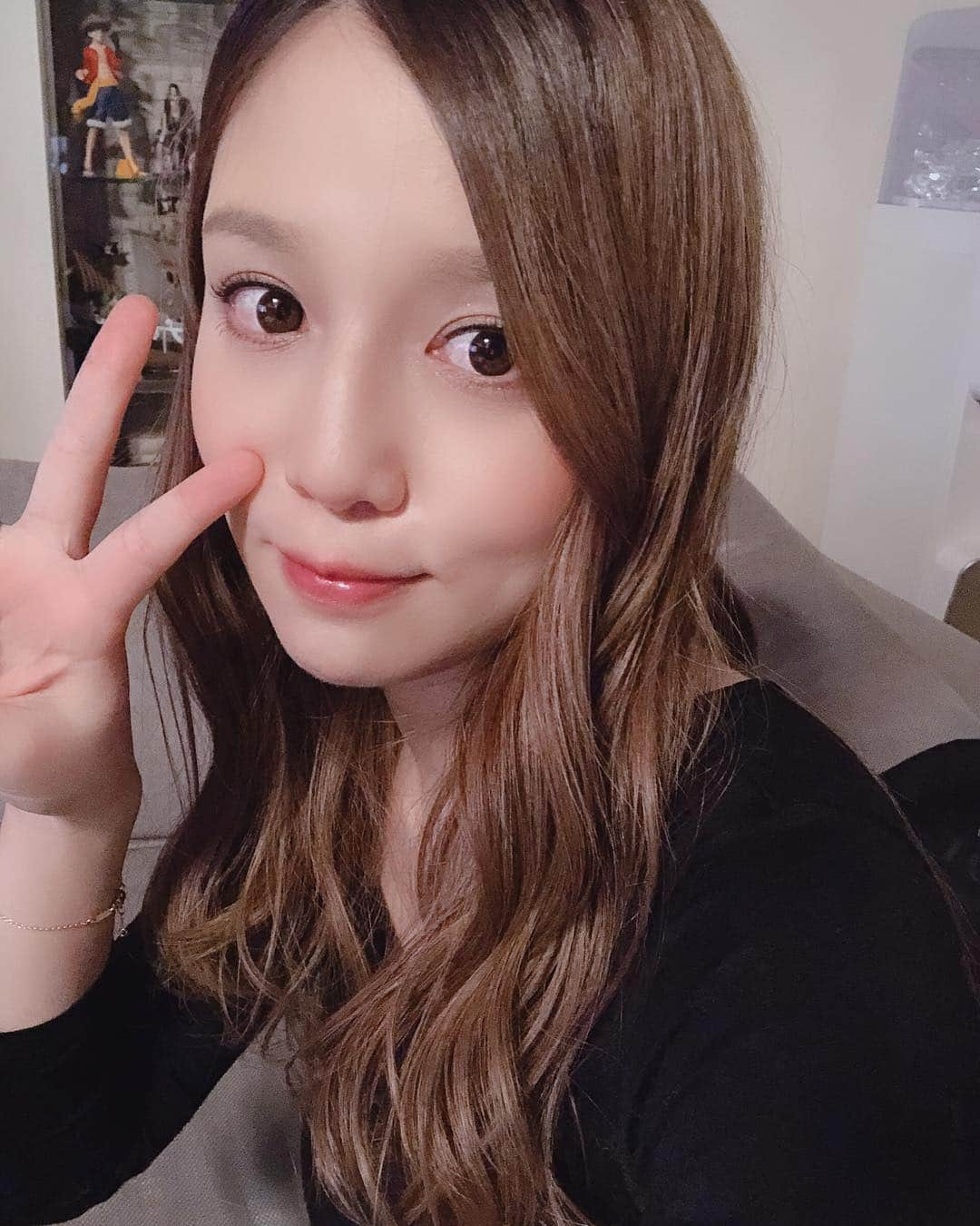 丸高愛実さんのインスタグラム写真 - (丸高愛実Instagram)「✌️🥰 #peace」1月12日 12時01分 - marutakamanami